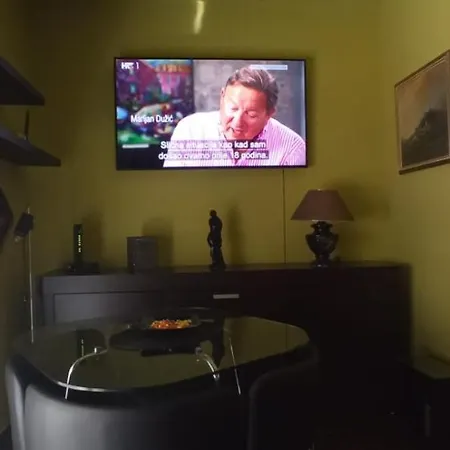 Luxury Sirena Centre Netflix