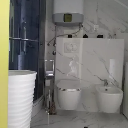 Luxury Sirena Centre Netflix * Split
