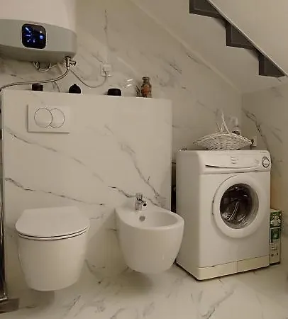 Luxury Kyara Centre Netflix * Split